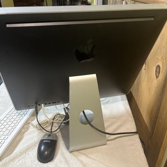 Apple iMac 20-inch Intel Core 2 Duo 300 GB Hard Drive 4GB Ram 2009 - Picture 9 of 10
